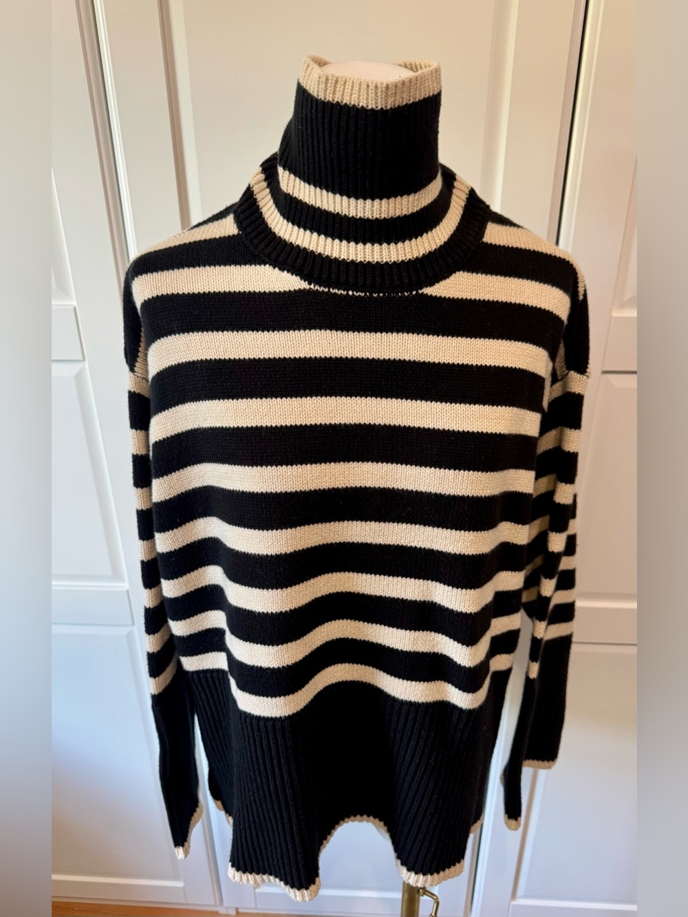 TOTEME Signature Striped Wool Blend Turtleneck Sweater Black Beige M Retail $570 - Picture 7 of 13